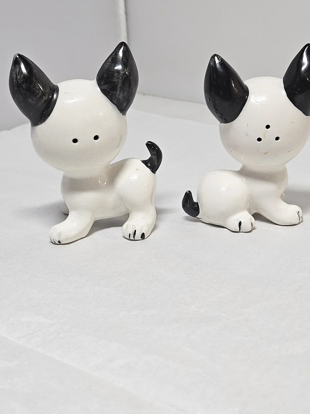 Vintage White Ceramic  Cat Salt And Pepper Shakers Pair Kitten S&P